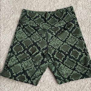 Green snake print balance athletica leggings